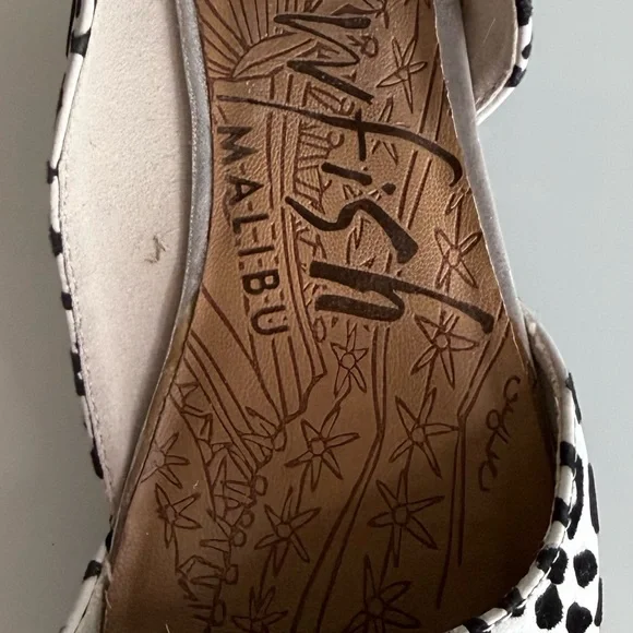 Malibu Blowfish Women's Leopard Print Flats - Picture 13 of 14